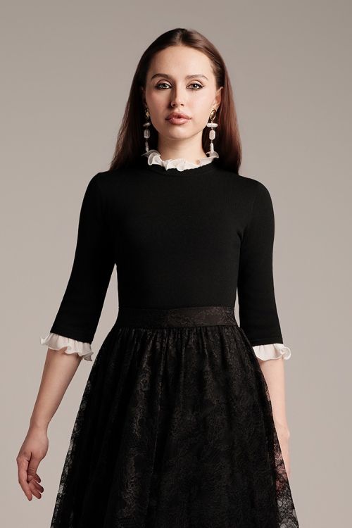 Fitted Knit Pullover