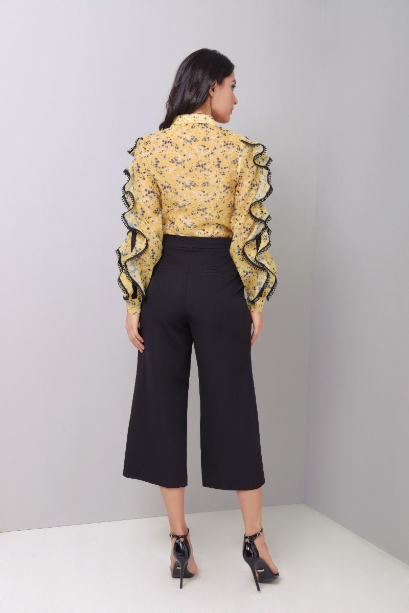 cropped pants