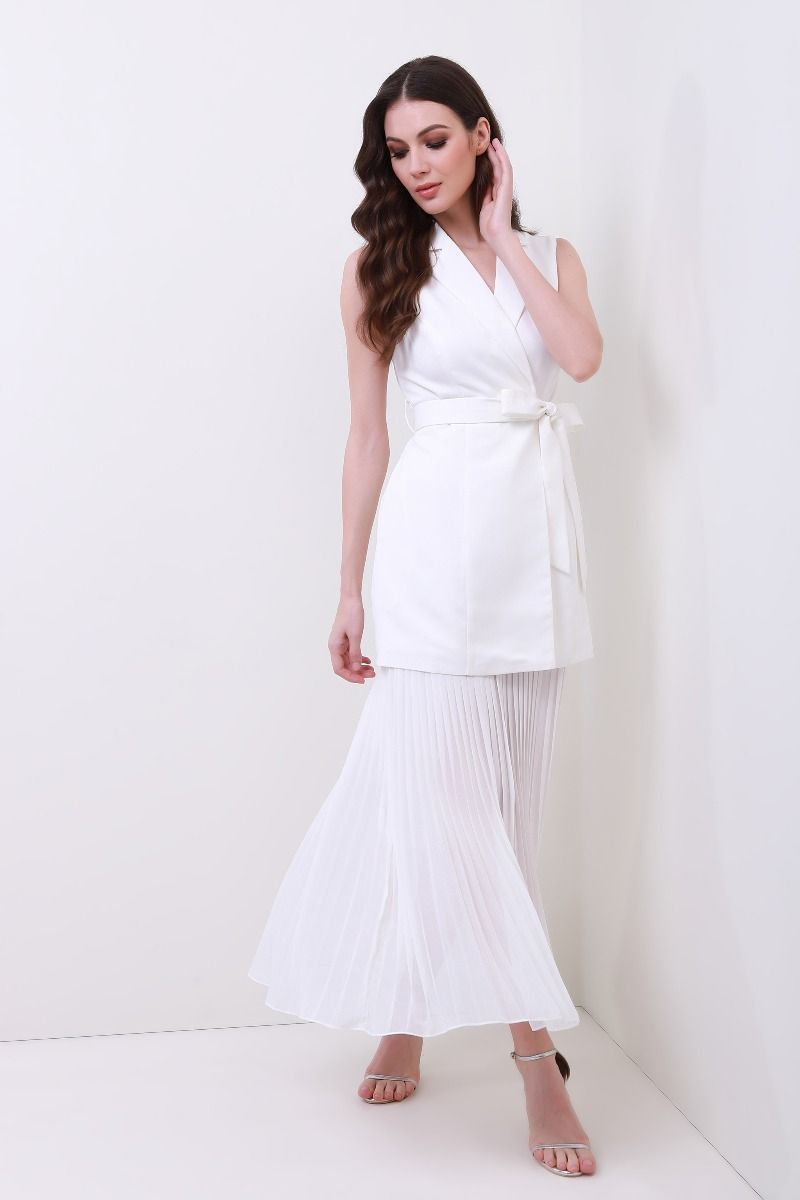 pleated hem skirt